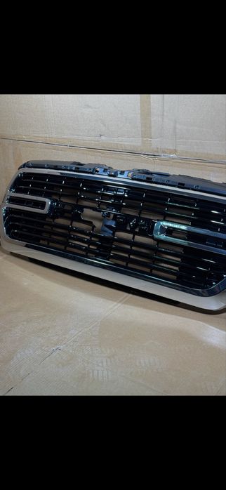 Решетка радиатора Ram 1500(всех видов) от 2018+