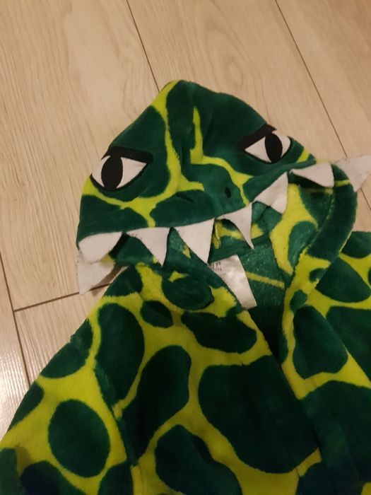 Szlafrok na basen  h&m 98-104 dinozaur
