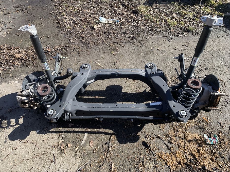 Підрамник jeep cherokee рест 2019р