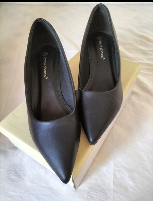 Sapatos tamanho 39