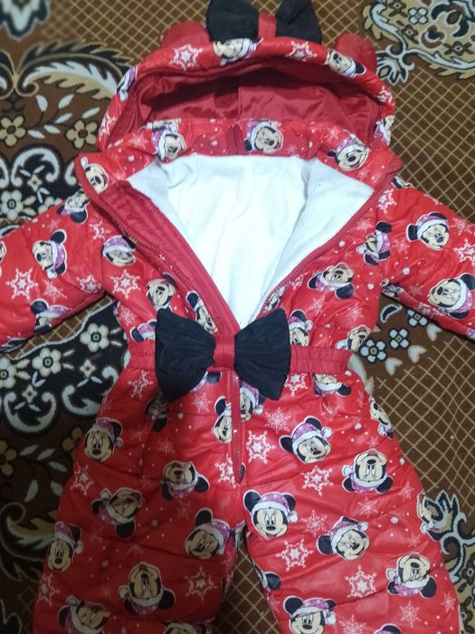 Зимовий комбінезон на 2-3 рочки