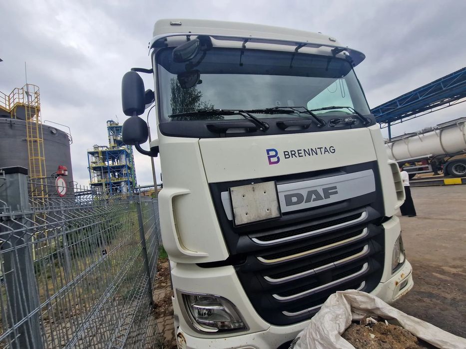 DAF XF 460 E6 21.0t  Ciągnik samochodowy XF 460 E6 21.0t FT Space Cab