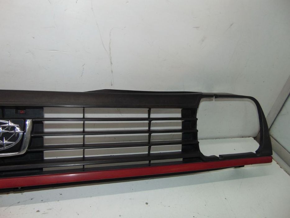 Subaru 700 grelha " nova de stock antigo