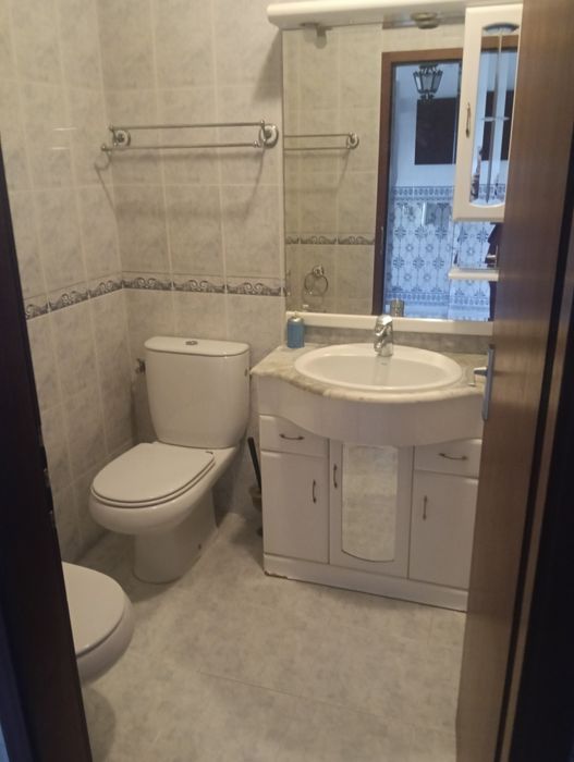 Quarto para arrendar em Cova da Piedade- Almada