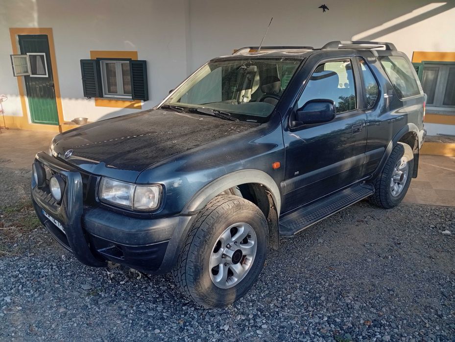 Opel Frontera 2.2 b sport