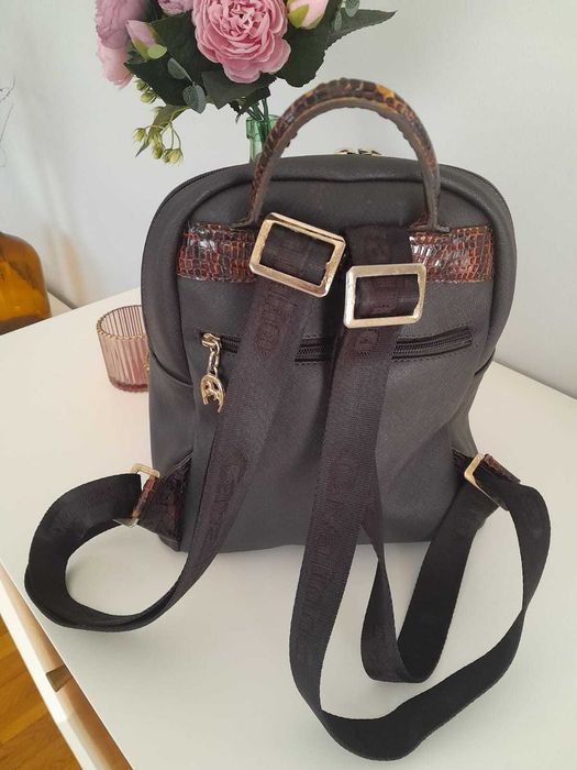 *Mochila Castanha da Cavalinho*