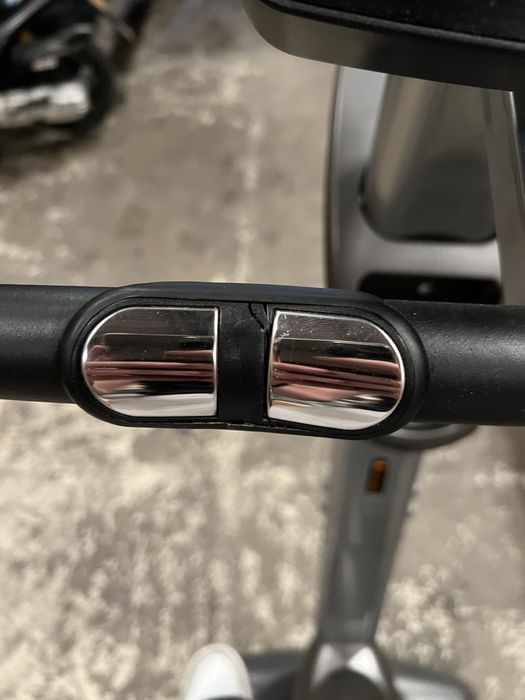 Bicicleta Estática BH Carbon Bike Dual – M6 Monitor