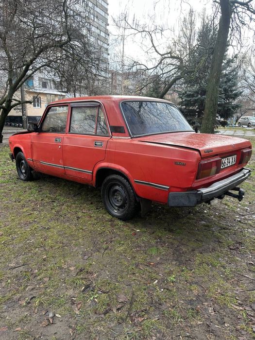 Прлдам Ваз 2105 газ бензин