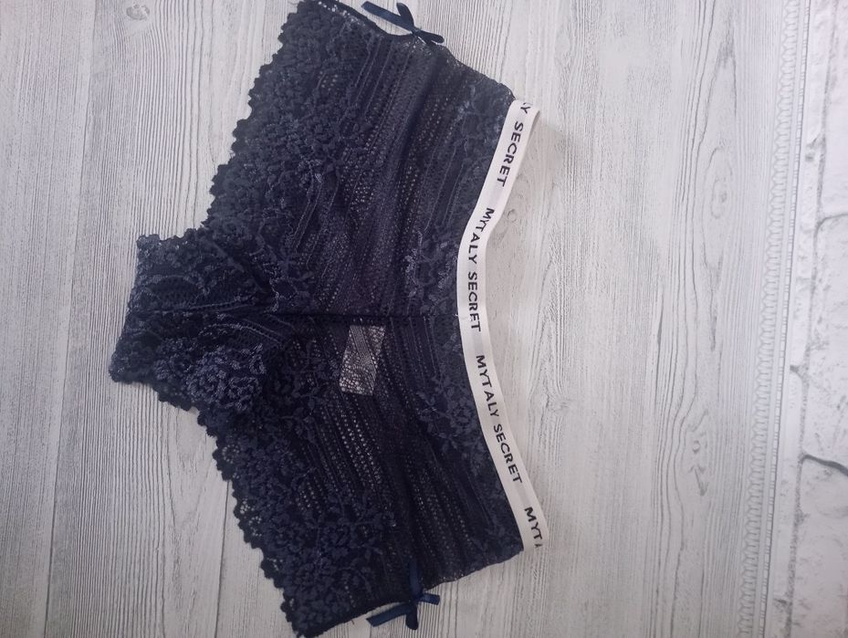 Комплект трусиків  S,M,L,XL 36/38/40/42p