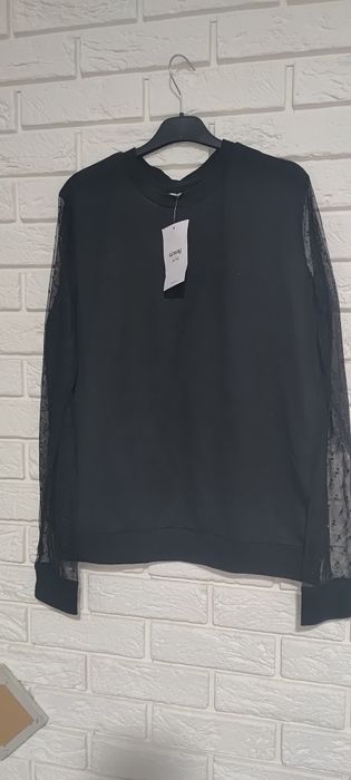 Nowa Czarna bluza Sinsay L