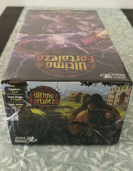 Última Fortaleza - Board game Lacrado