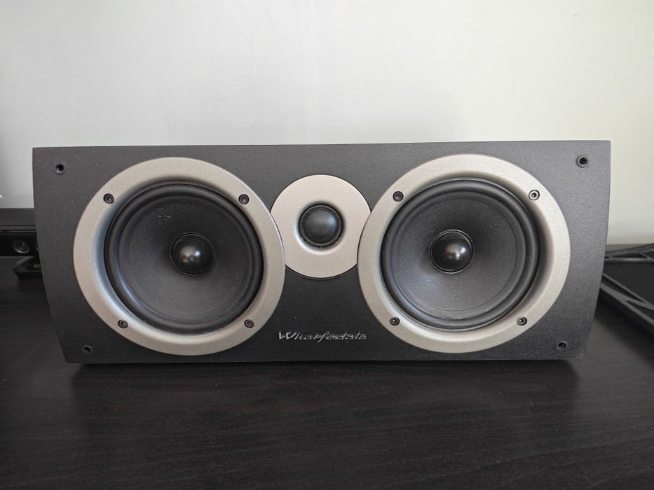 Wharfedale 2 głośniki crystal cr-30.1 +centralny