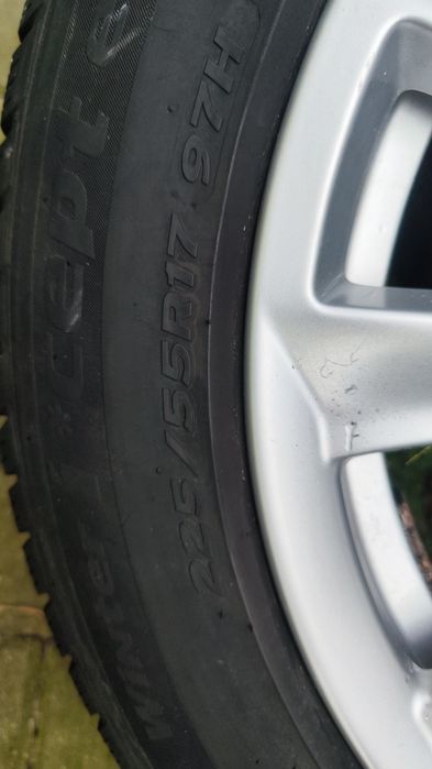 Felgi plus czujniki do BMW 5*120  225/55 r17