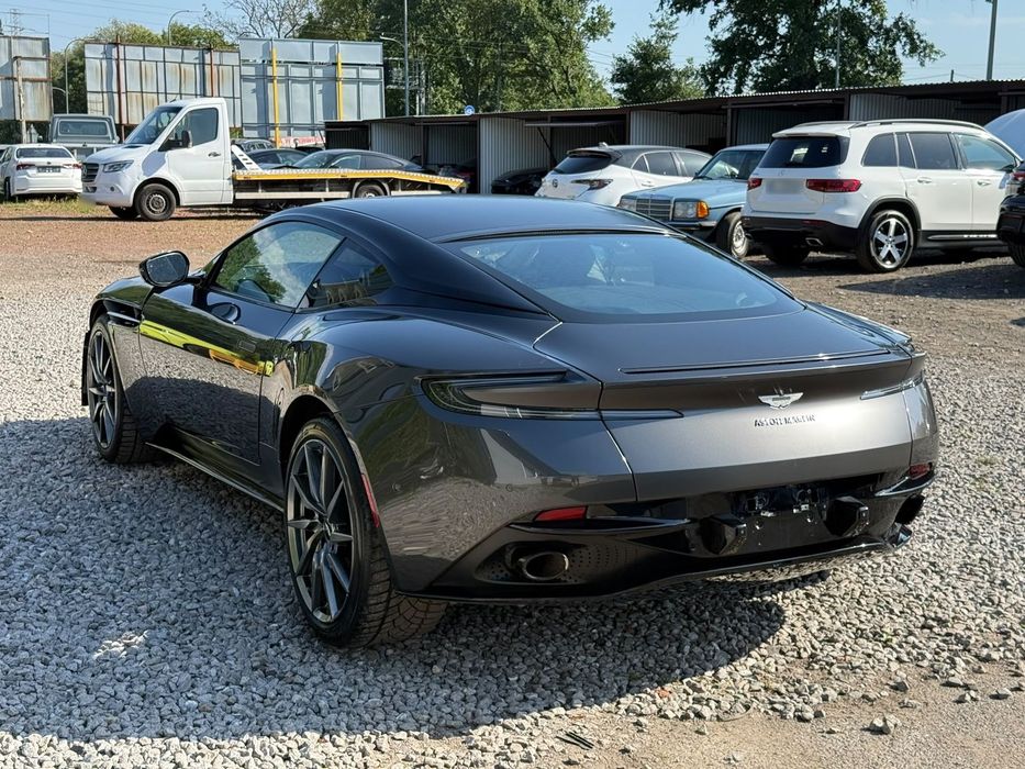Aston Martin DB11 5.2 TwinTurbo V12 Full LED Zarejestrowany w Polsce