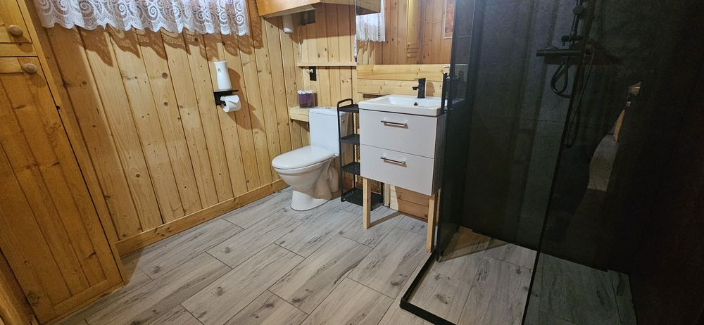 Domek w górach z jacuzzi