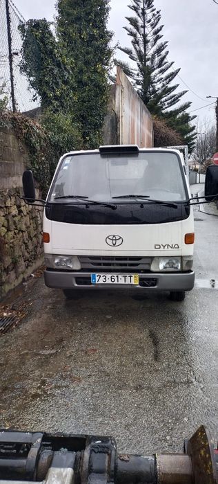 Toyota dyna 150 sem motor