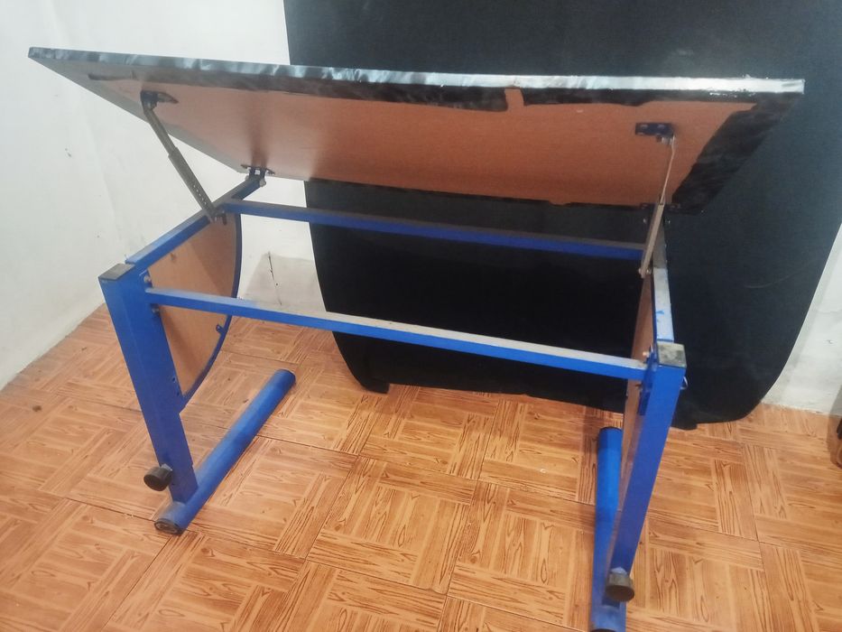 Mesa de Desenho - barata