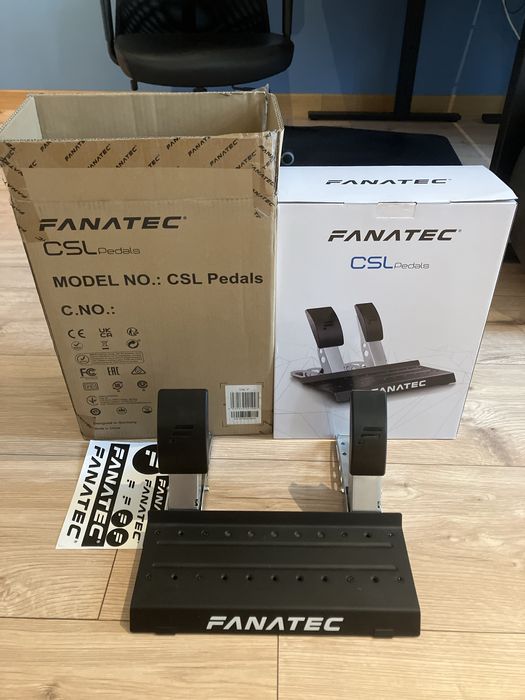 Manipulatory pedały Fanatec CSL