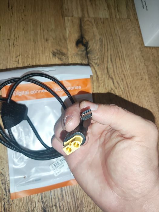 Продам кабель для питания, xt60 - type c