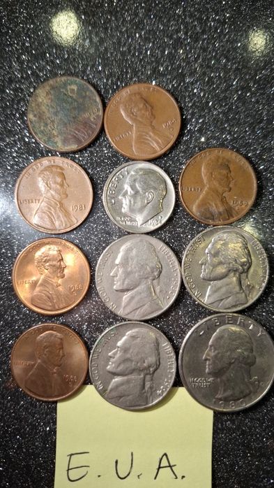 Moedas antigas colecionáveis