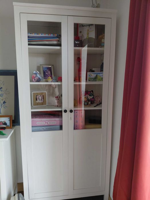 Armário com Prateleiras para Sala ou Escritório