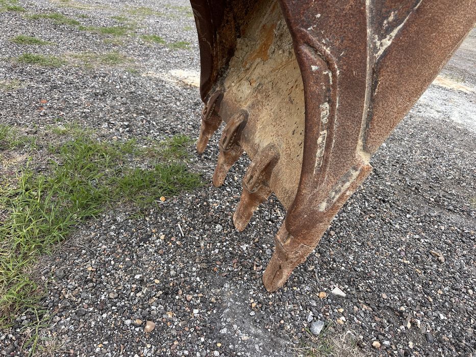 VOLVO EW160C – Escavadora de Rodas