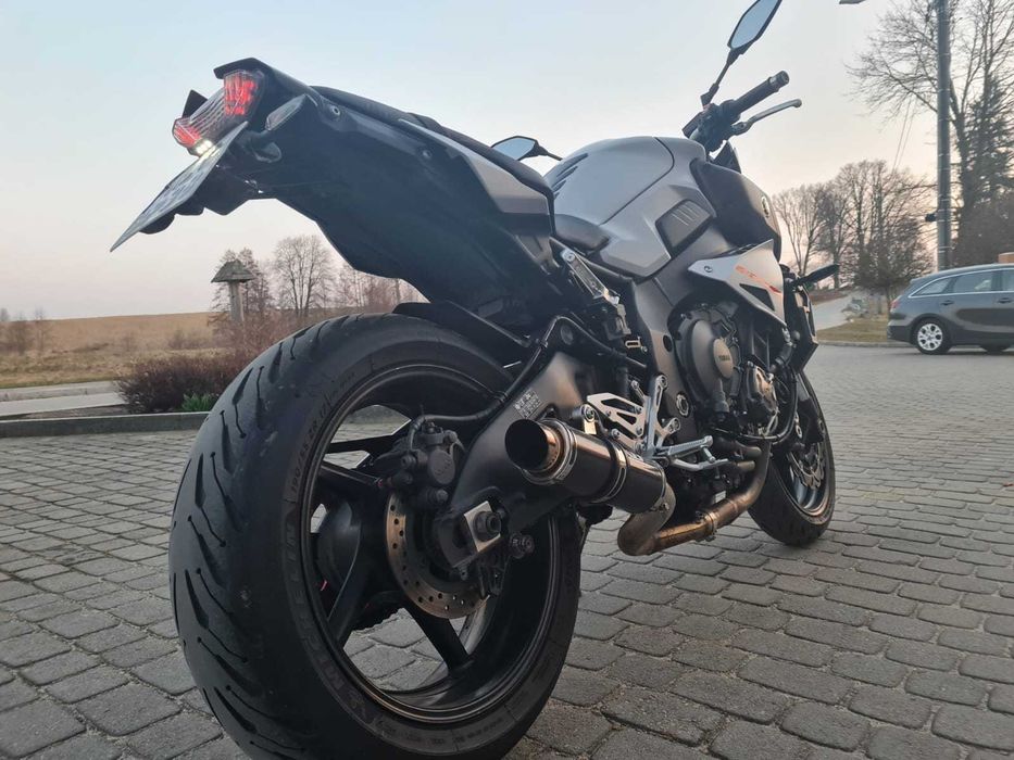 Yamaha mt10 2019r