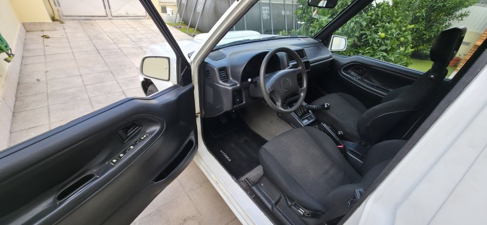 Suzuki Vitara 1.9 TD de 75 cv descapotável Hard top