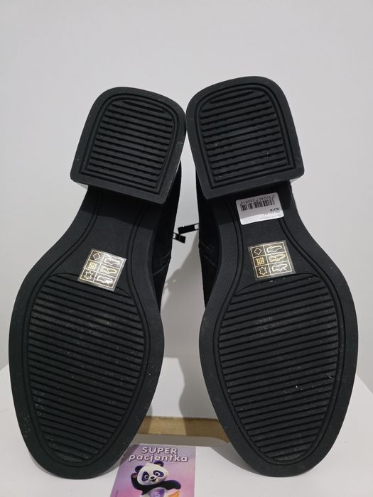 Buty damskie półbuty botki 37 nowe