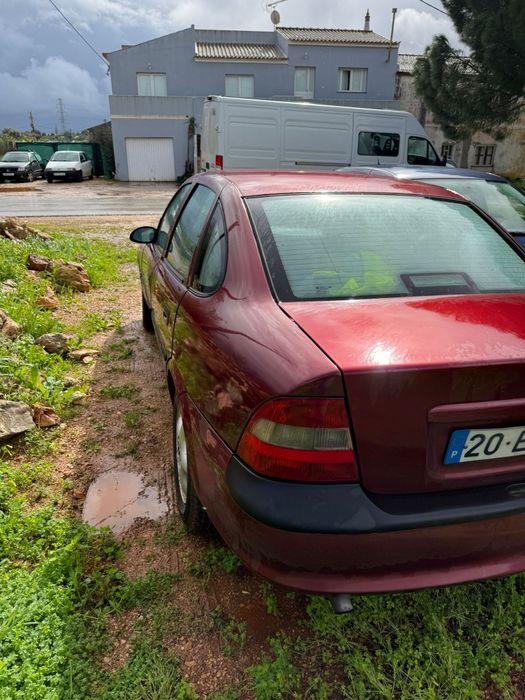 Opel vectra bem conservado