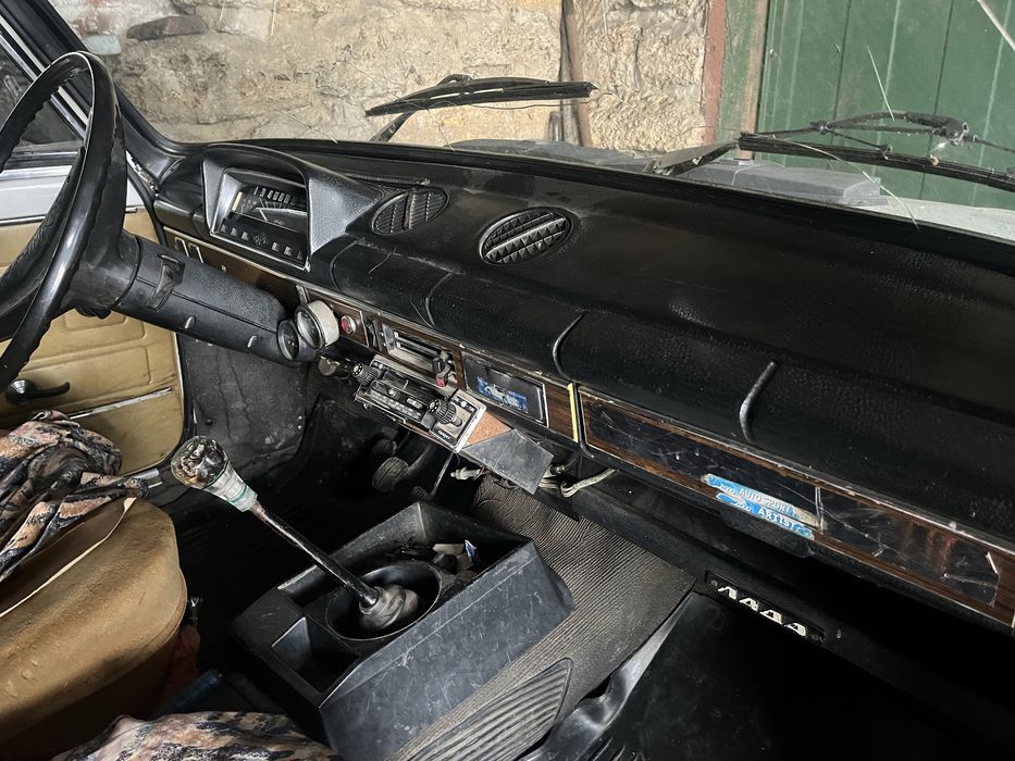 Автомобіль ВАЗ 21011