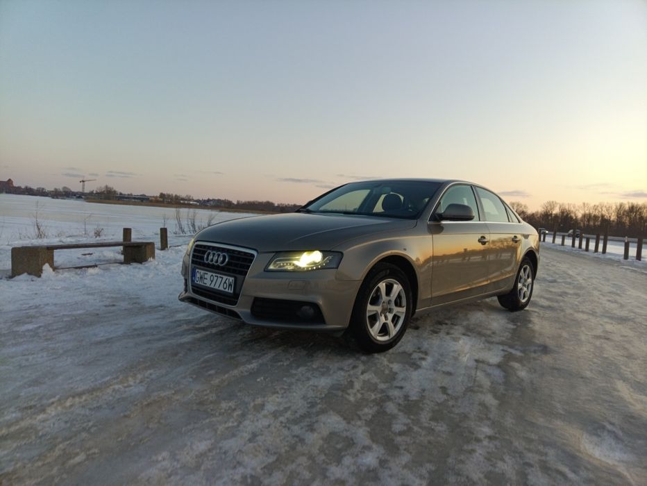Audi A4 B8 Sedan 2.0Td   Led  Bi-xenon