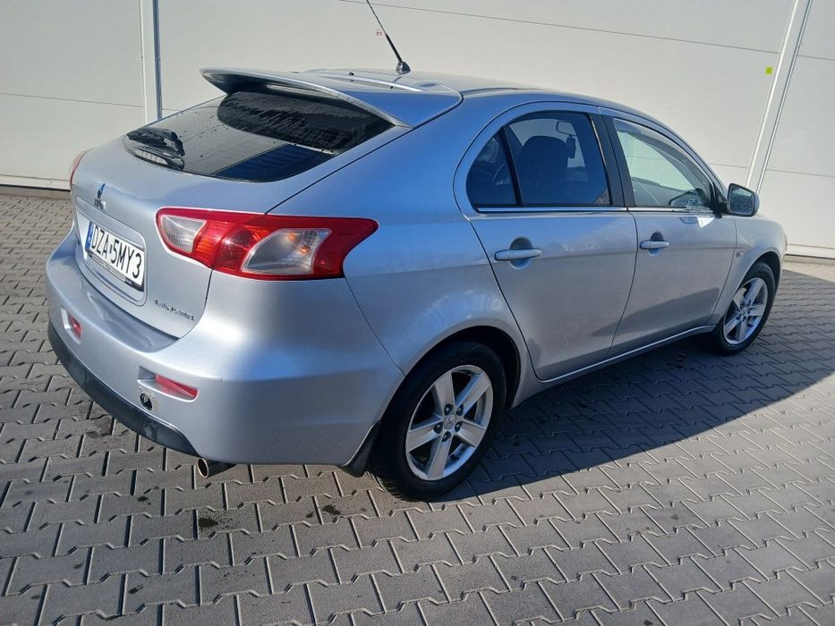 Mitsubishi lancer 1.8 benzyna