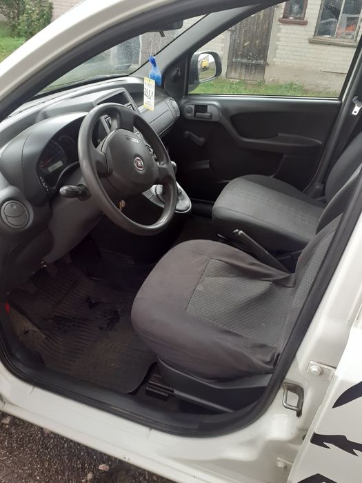 Fiat panda wspomaganie klimatyzacja 2 komplety kół garażowana