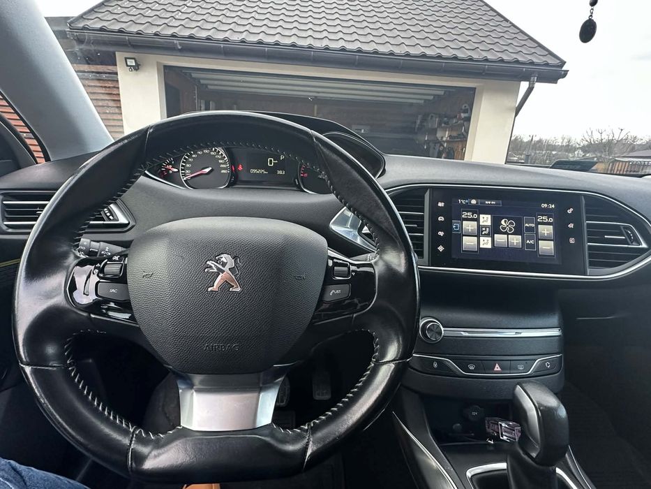 Peugeot 308 SW 1.6 BlueHDi 120km automat