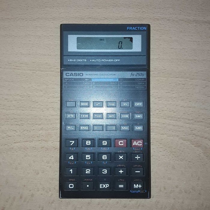 Calculadora científica Casio fx-250D