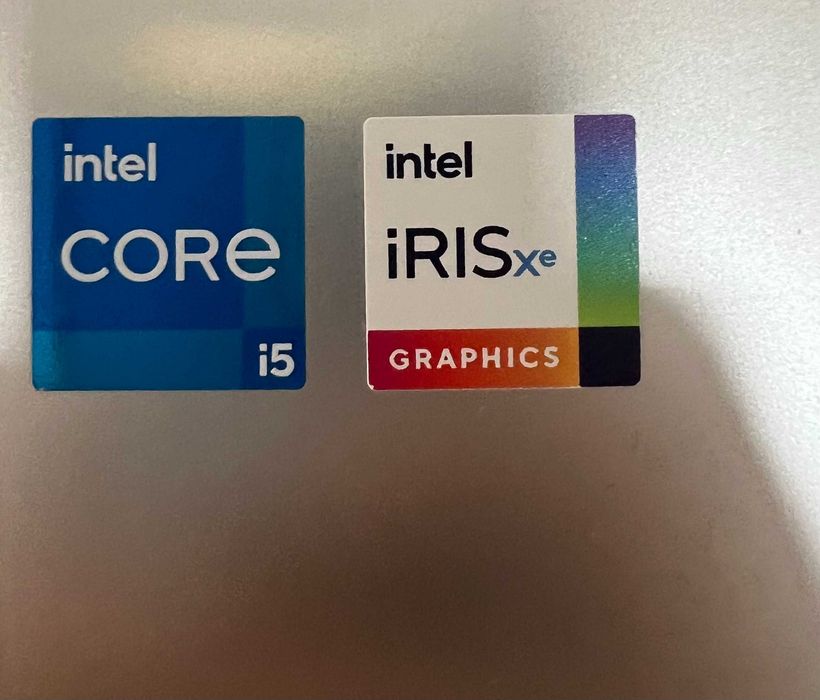ASUS Vivobbok-i5-1135G7-16Gb de Ram-Intel Iris Xe graphics card-512Gb