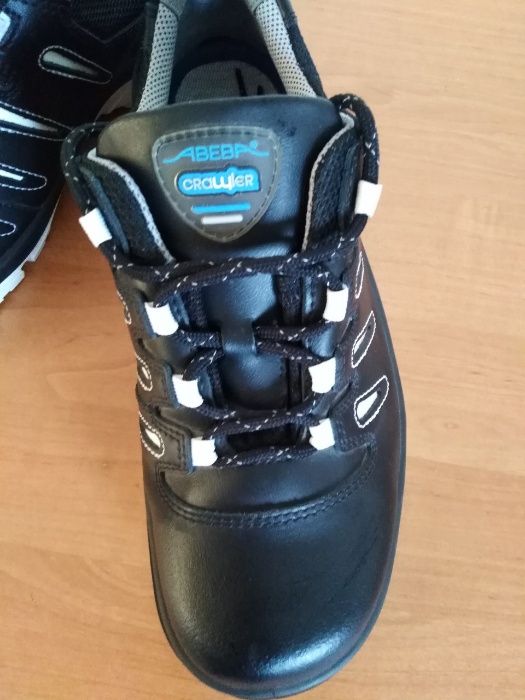 Немецкие кожаные БОТИНКИ КРОССОВКИ качество ОбменНа смартфон велосипед