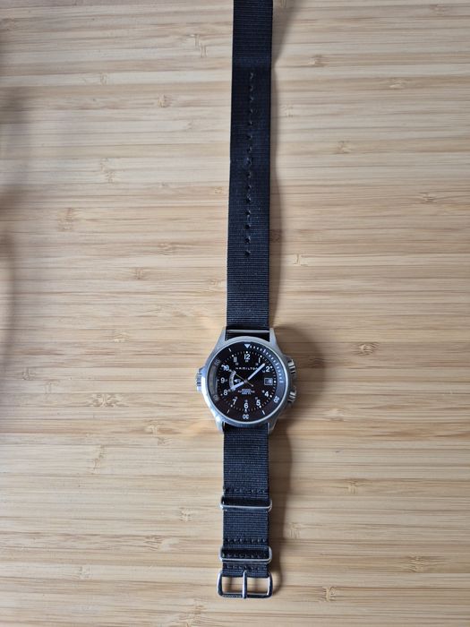 Relógio Hamilton Kaky Navy GMT