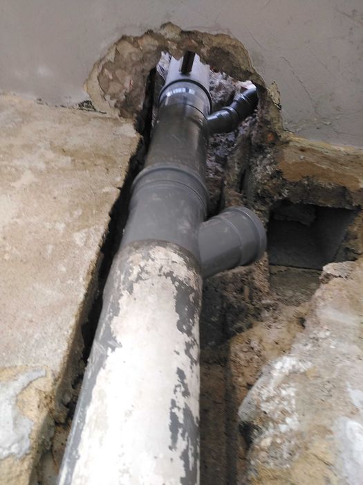 Executa-se Trabalho de Canalização