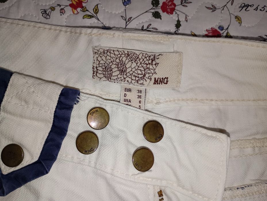 Calções cargo Mango