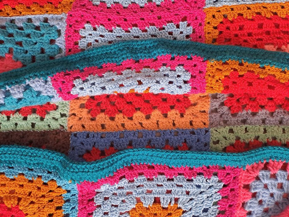 Sweter handmade robiony na szydełku, r. L