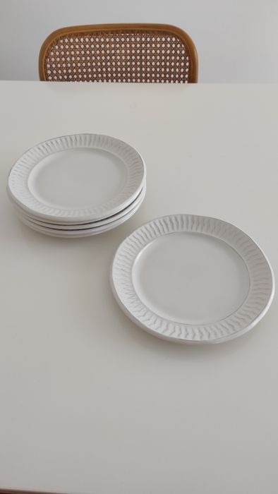 Decorated Dessert Plates424237022347284482