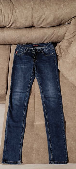 Продам джинси.         .