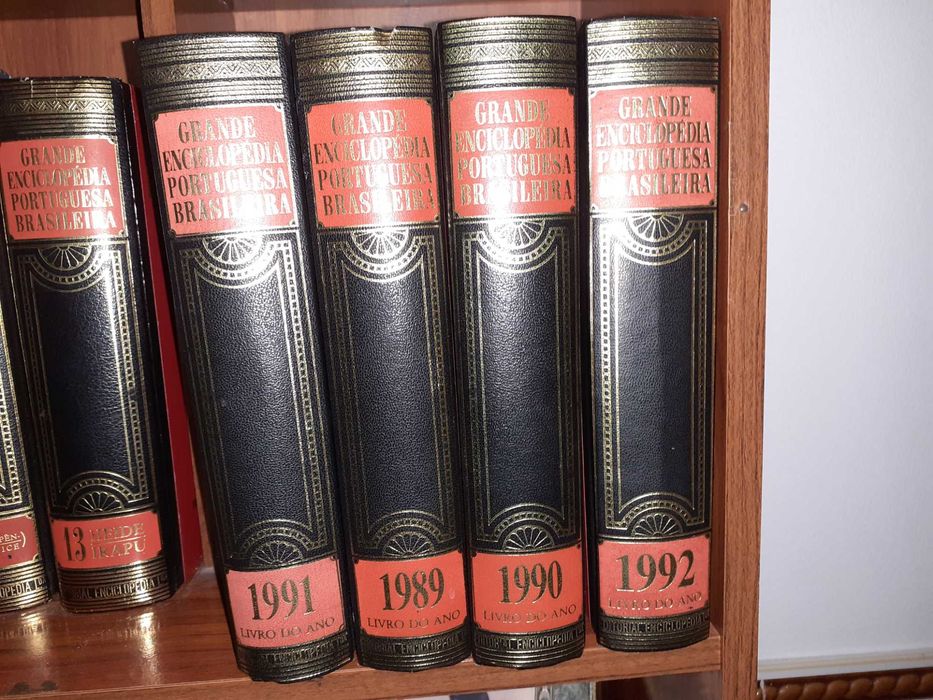 Enciclopédia Portuguesa-Brasileira (Vendo à unidade)