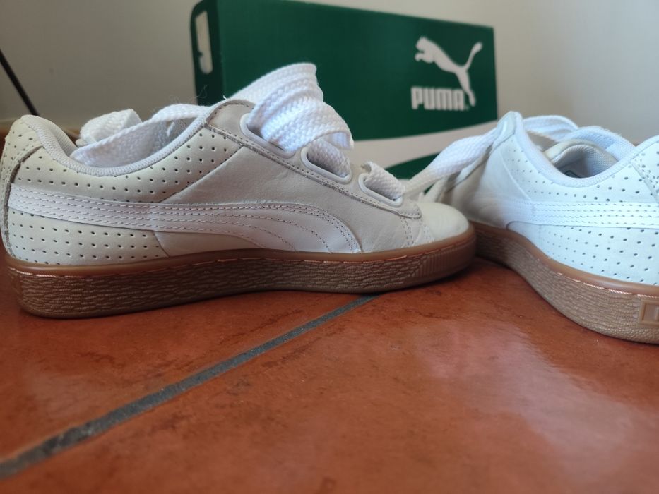 Sapatilhas Puma NOVAS Basket Heart Perf GUM 37