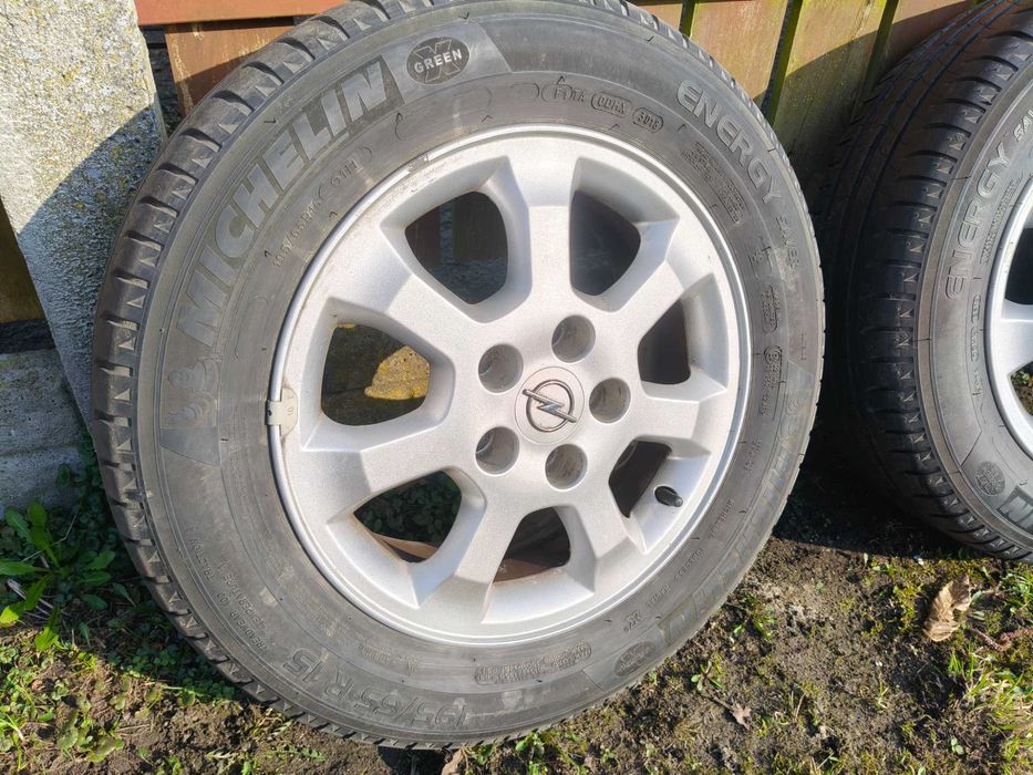 Felgi aluminiowe Opel 5x110 15" 5szt (oryginalne, komplet)