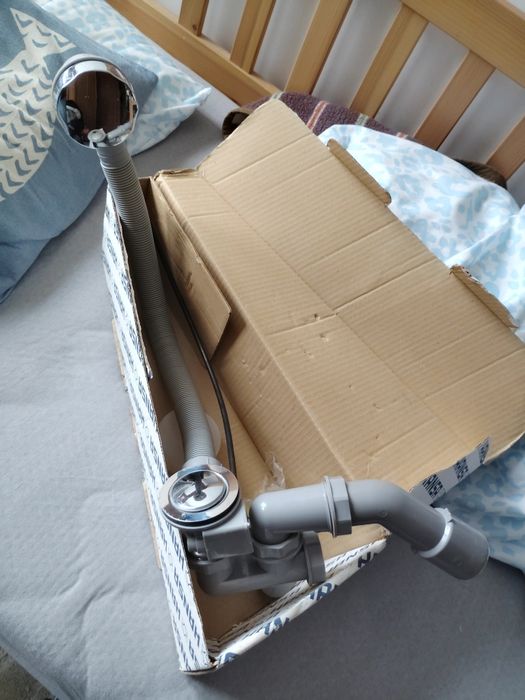 Syfon do wanny automatyczny  + nóżki