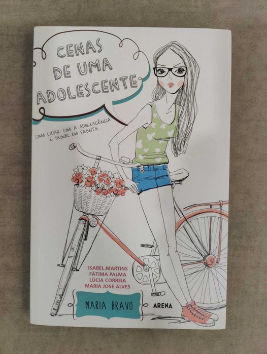 Livro Infantil/Juvenil "Cenas de uma adolescente" em ótimo estado.