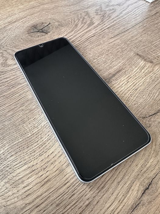 Телефон samsung a06